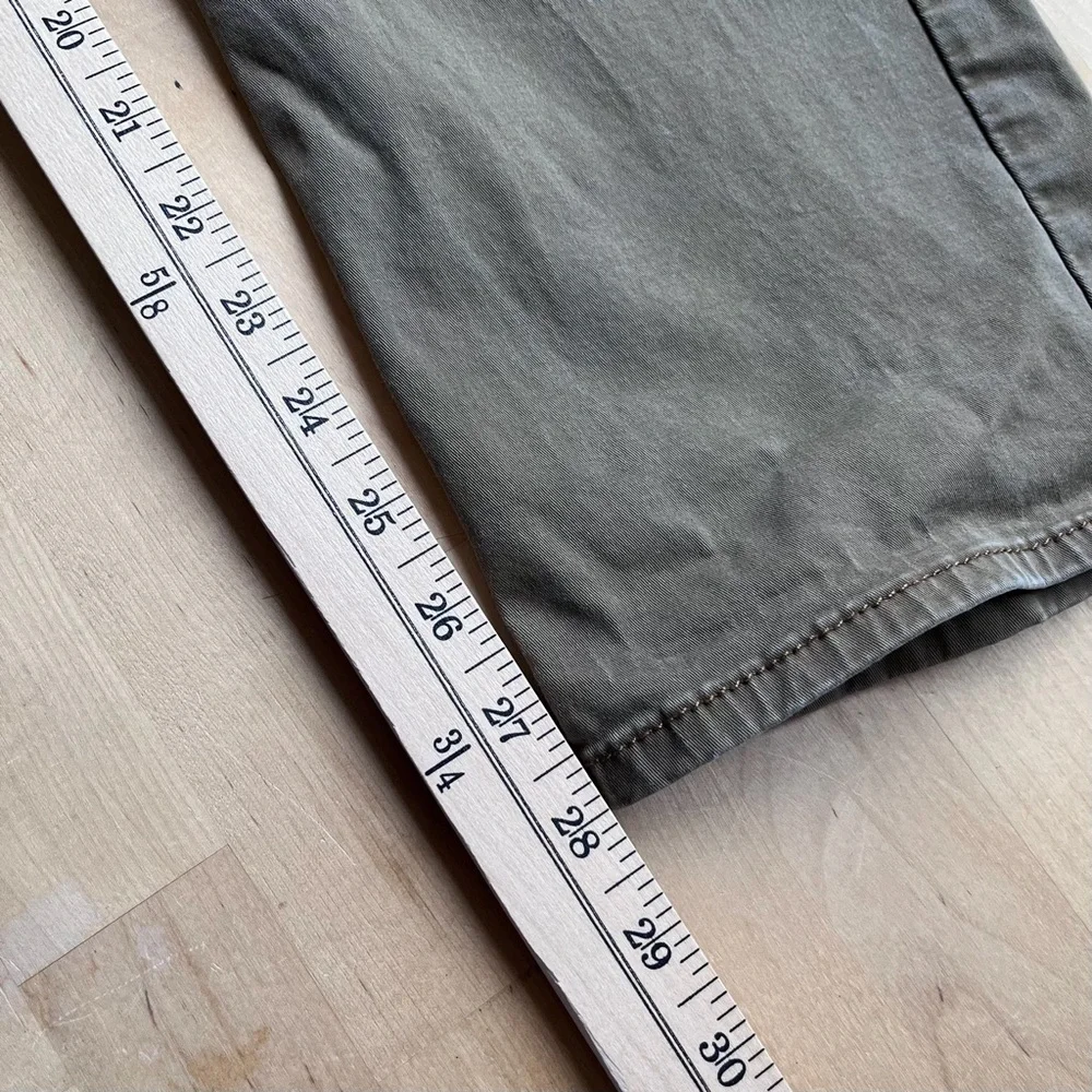 Wrangler Men's Straight Fit Flex Pants Khaki Tan Size 30/30 Fits 27x28